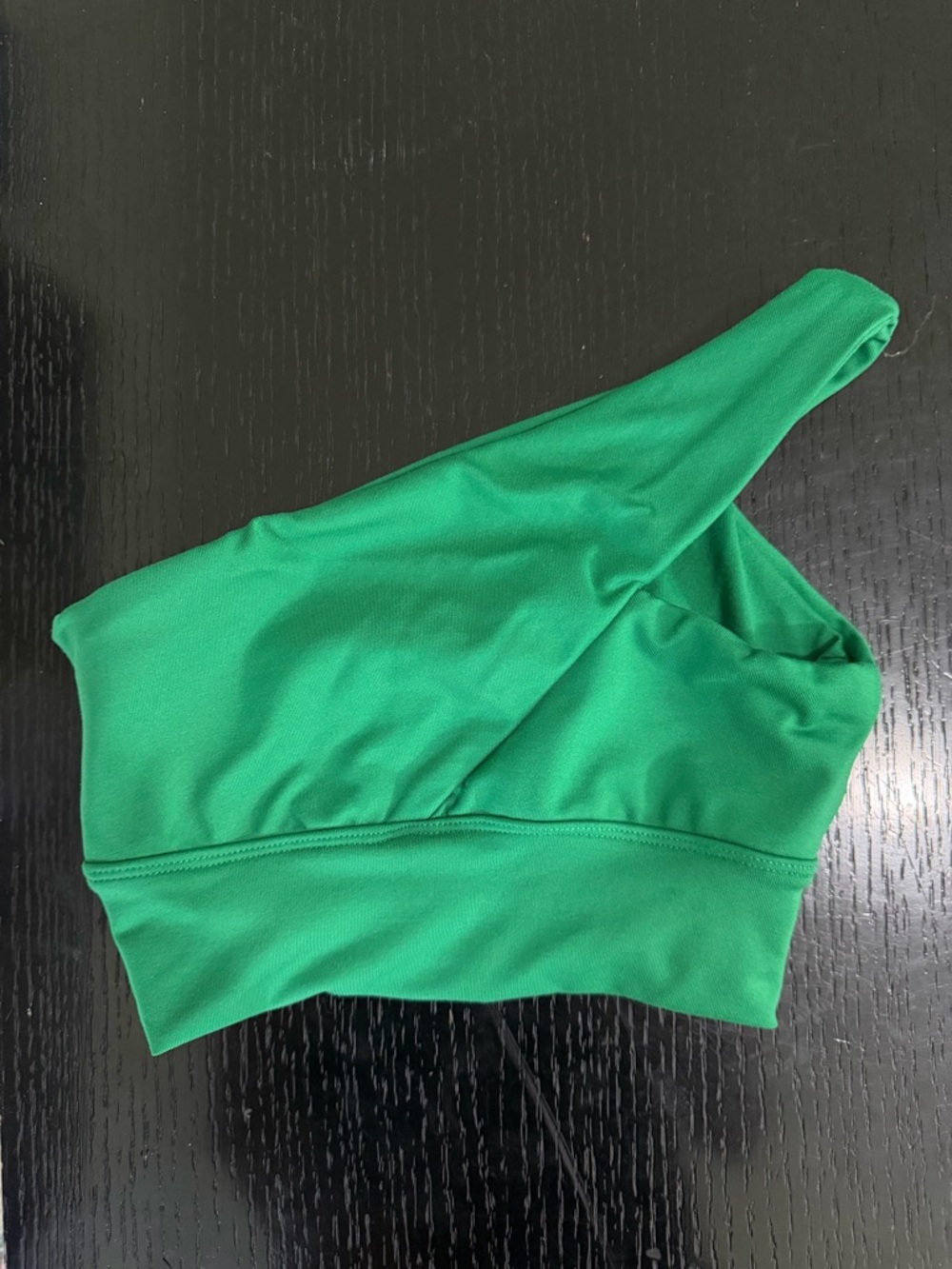 Green One-Shoulder Dance Crop Top - Sokali